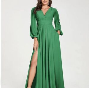 Beautiful emerald green dress v neck back